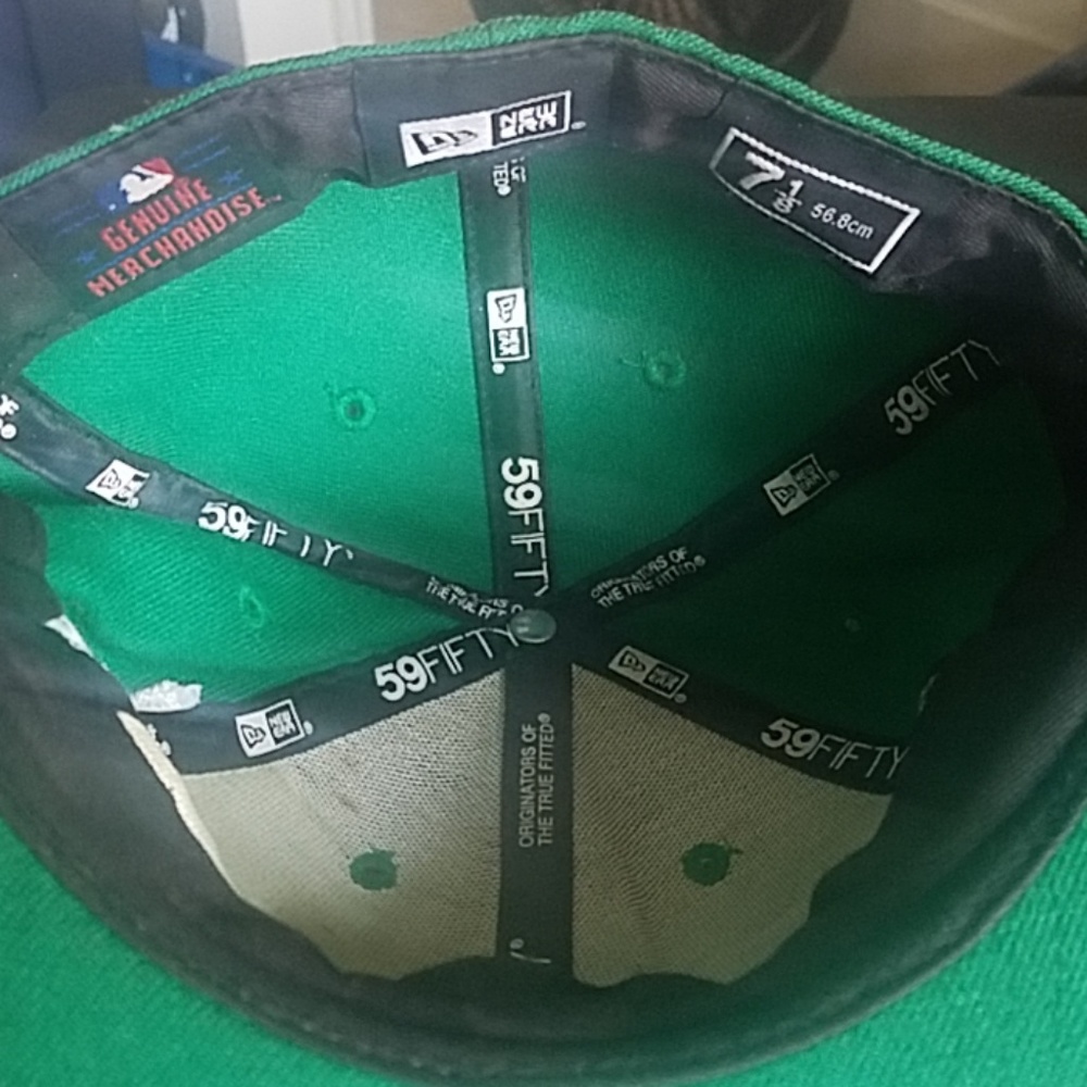 Boston hat - Picture 3 of 3